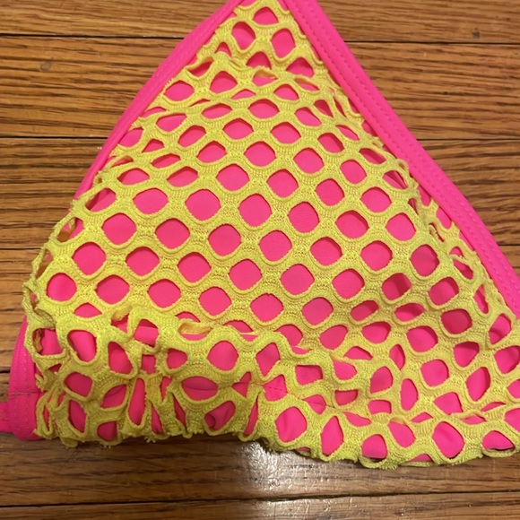 NWOT SHEIN color block triangle halter bikini set size medium - Picture 4 of 6